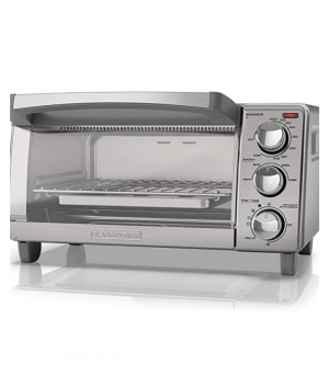 BLACK+DECKER 4-Slice Toaster Oven Crisp ‘N Bake -1