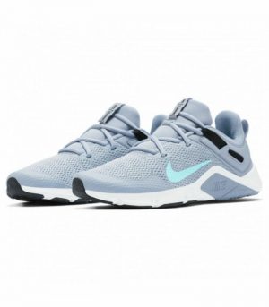 Women's Nike Legend Essential Size 8.5 CD0212 401